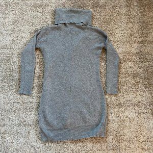 Lulu's Gray Turtleneck Sweater Size XS
